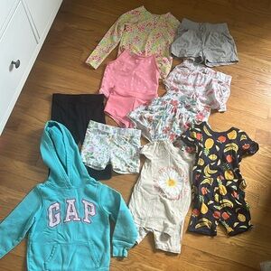 Lot of 3T summer clothes EUC